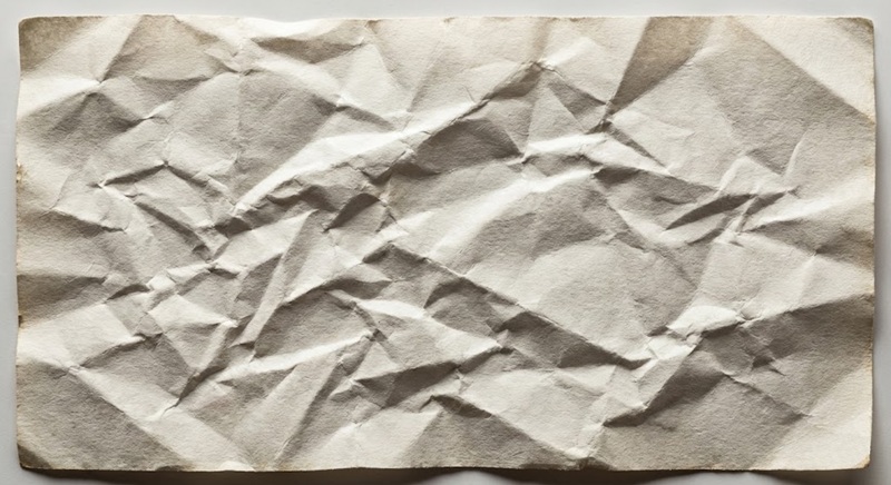 Ảnh nền giấy nhăn nheo nghệ thuật cho thiết kế poster.