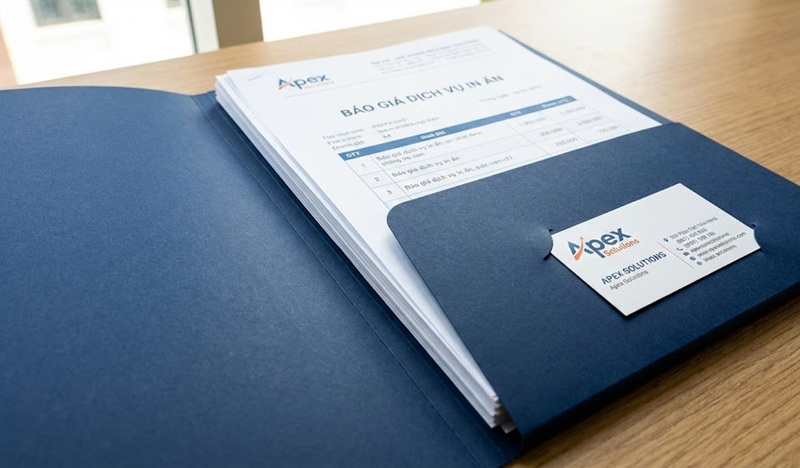 Mẫu in kẹp file có tai cài đựng danh thiếp tiện lợi.