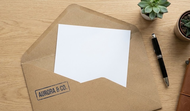 Kích thước bao thư A4 chuẩn đựng vừa tài liệu.