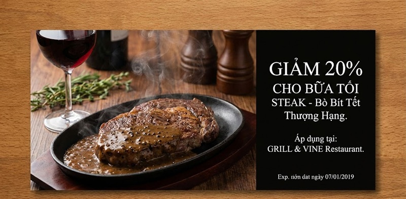 Mẫu voucher nhà hàng Steak thiết kế hình ảnh món ăn hấp dẫn.