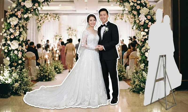 Standee mô hình cô dâu chú rể kích thước thật đón khách.