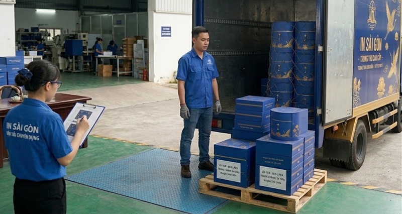 Quy trình đóng gói và vận chuyển giao hàng hộp bánh trung thu chuyên nghiệp tại TPHCM